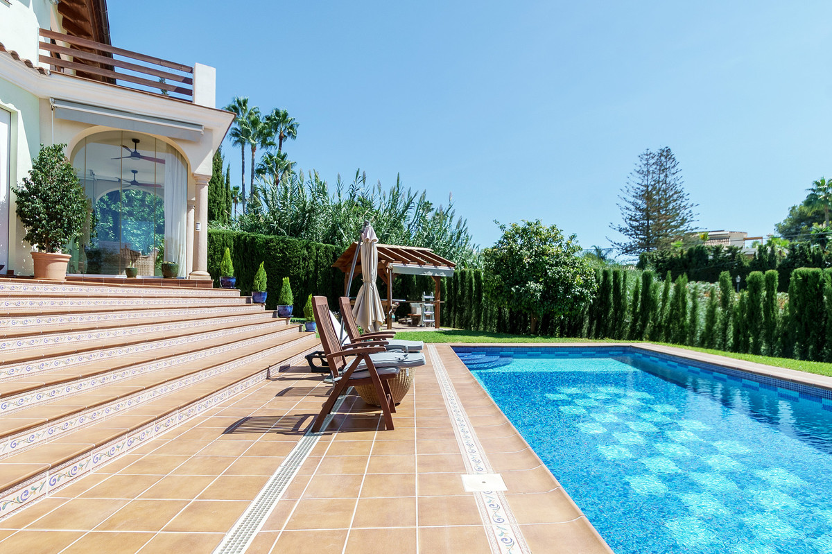 Villa for sale in El Rosario