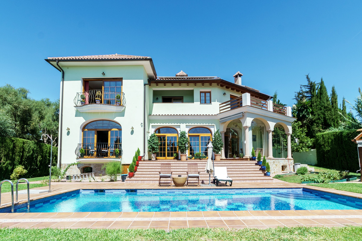 Villa for sale in El Rosario