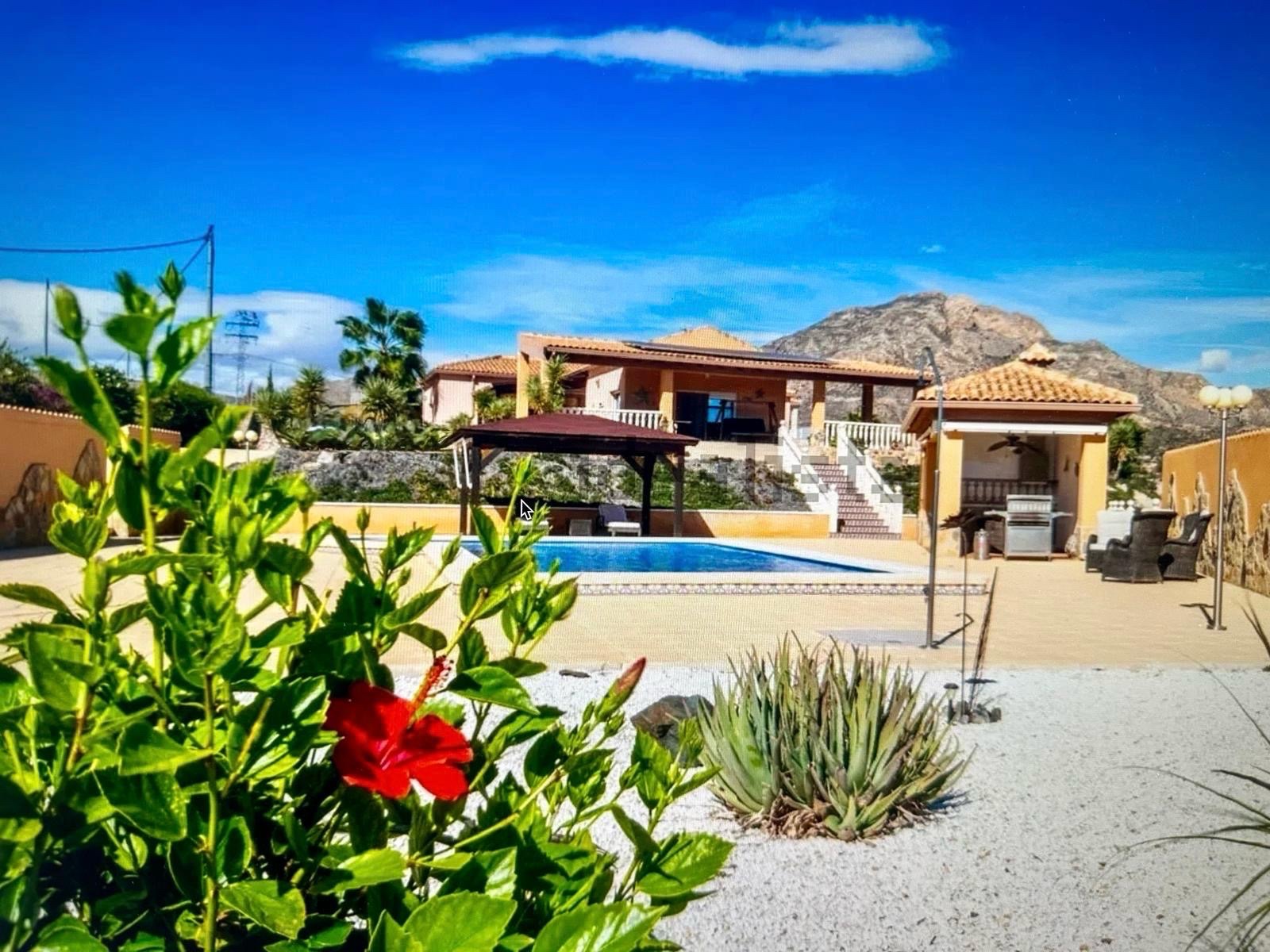DP-13-PCE-1455-2 Finca for sale in Albatera