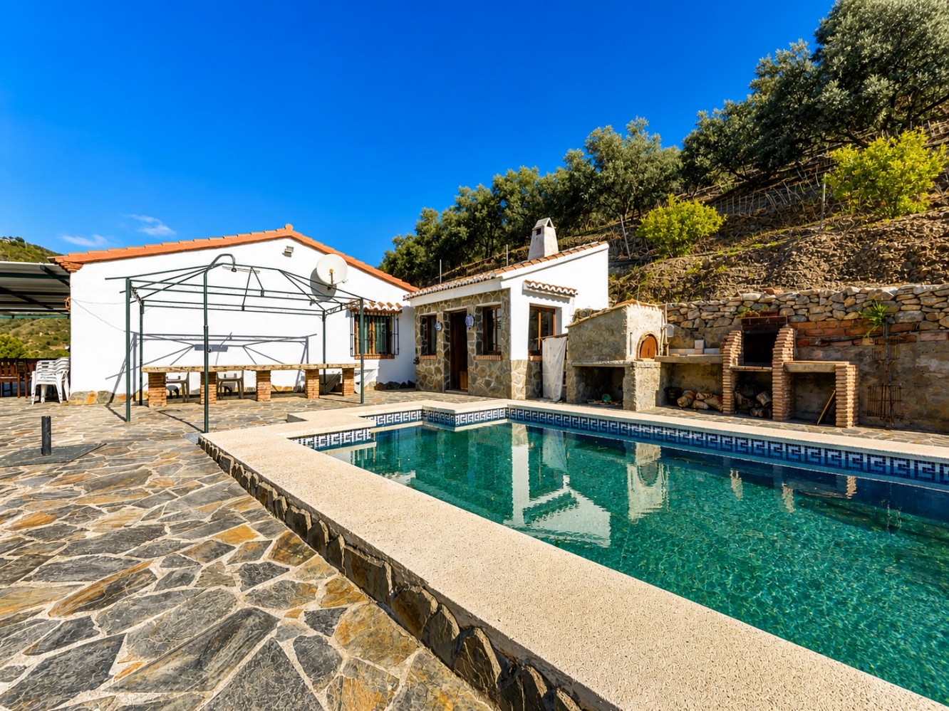 DP-26-6133-1 Villa for sale in Cómpeta