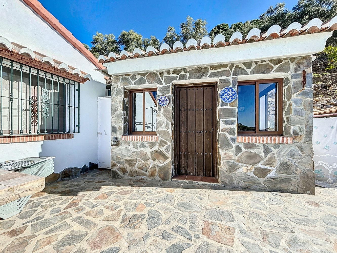DP-26-6133-5 Villa for sale in Cómpeta