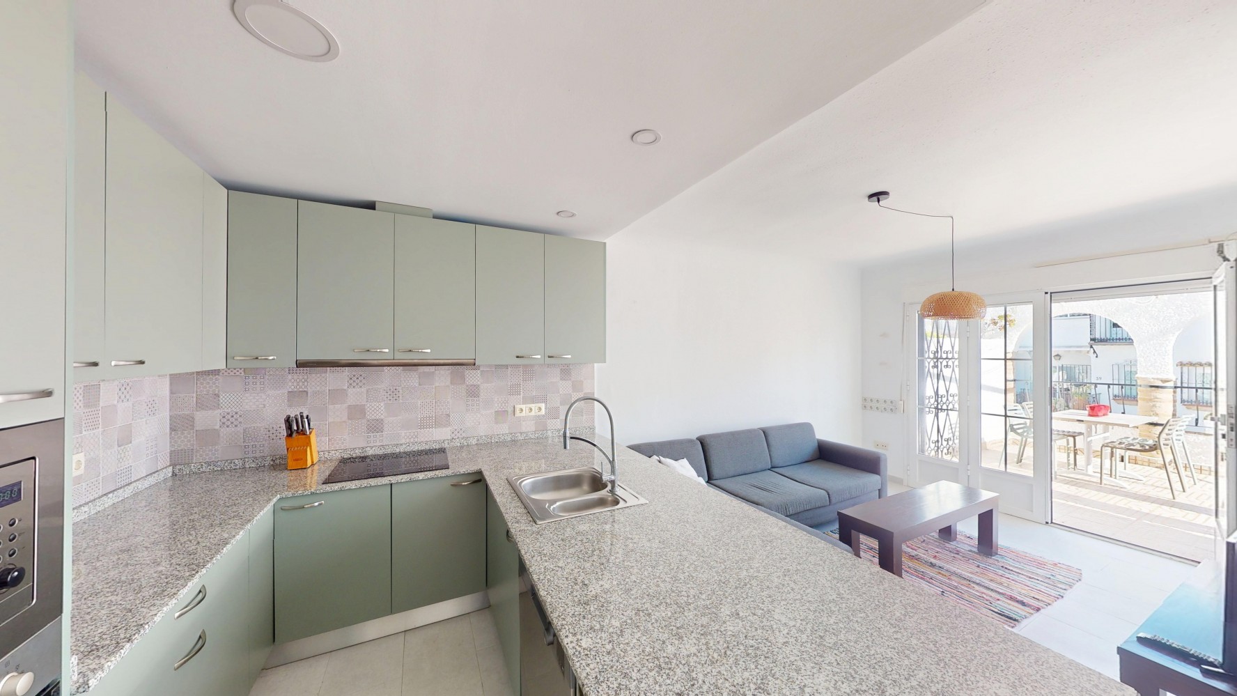 Apartment for sale in Caleta de Vélez