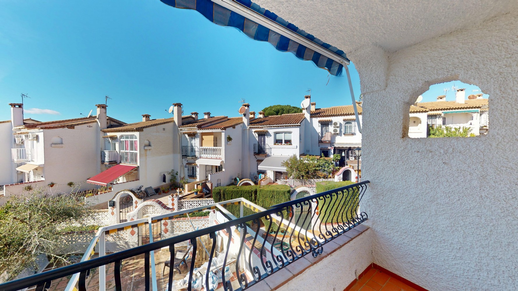 Apartment for sale in Caleta de Vélez