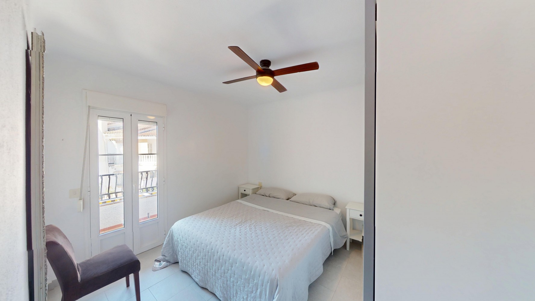 Apartment for sale in Caleta de Vélez