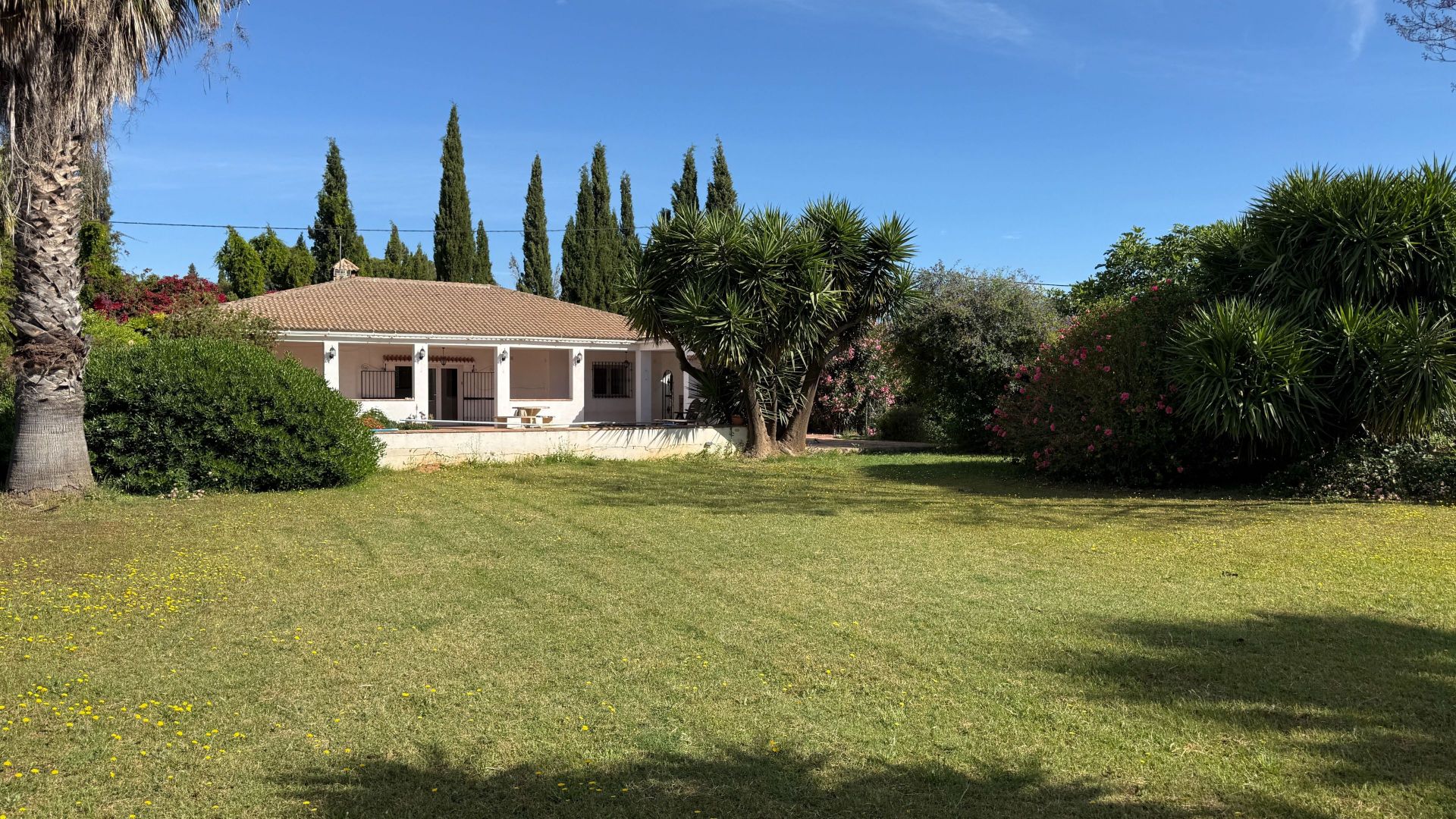 Finca for sale in Alhaurín el Grande