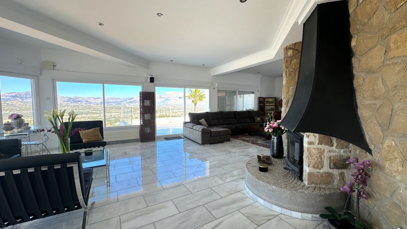 DP-61-SA-789-21 Villa for sale in Albir