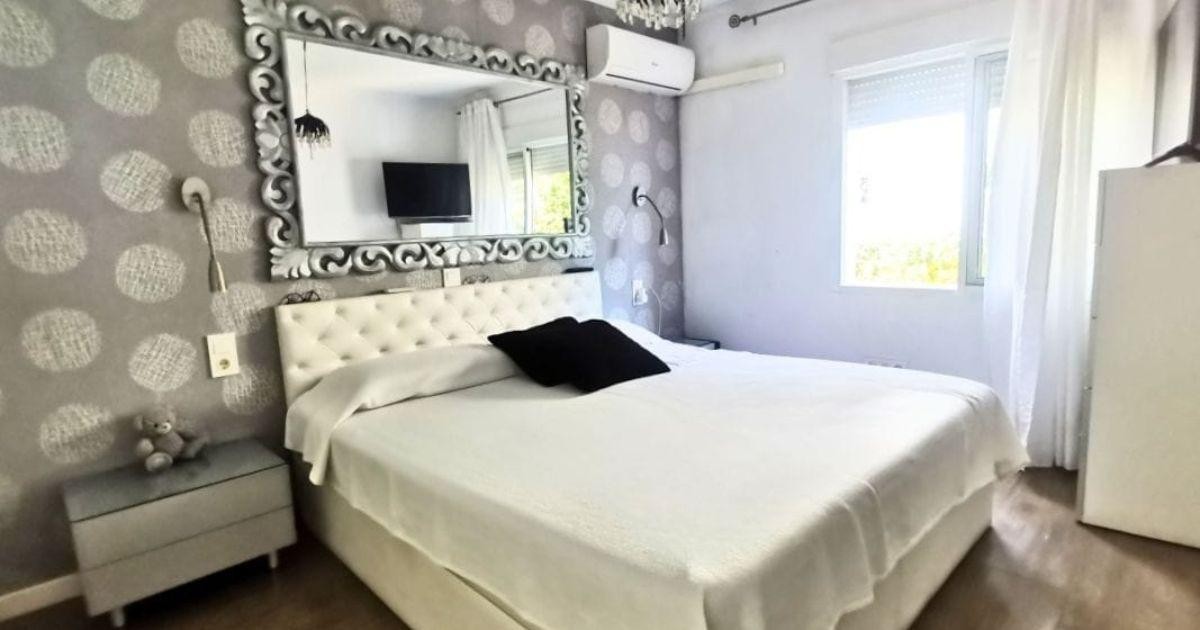 Villa for sale in Albir