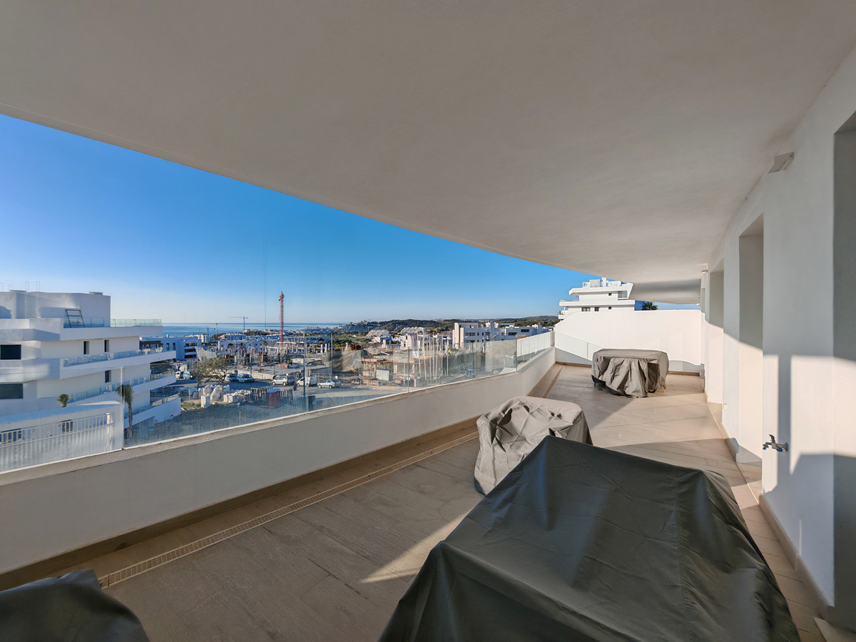 Apartment – Penthouse Duplex for sale in Estepona