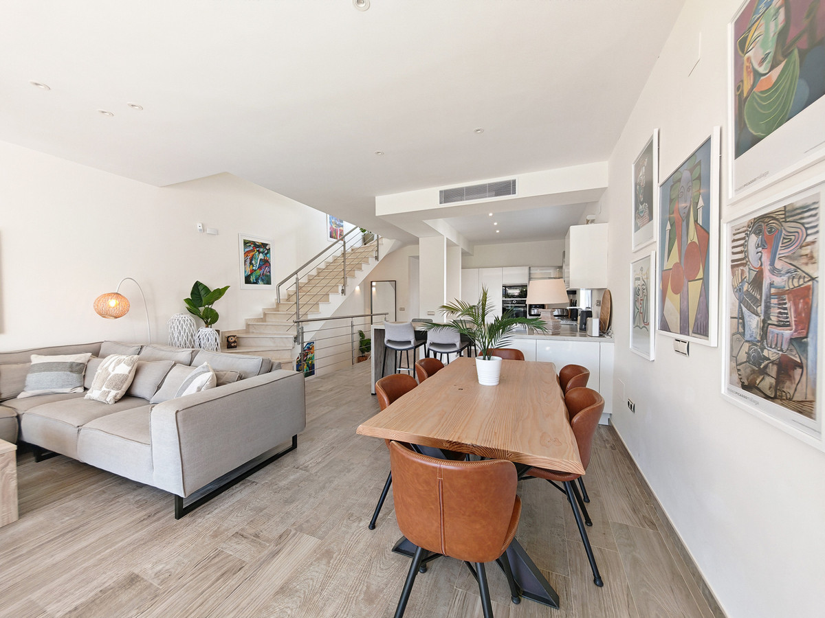 DP-12-R5362975-7 Semi-Detached for sale in Riviera del Sol