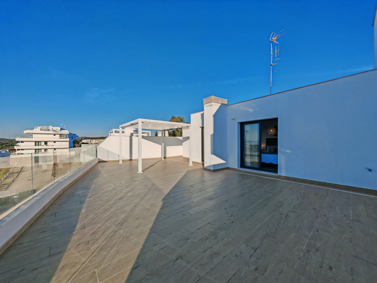 Apartment – Penthouse Duplex for sale in Estepona