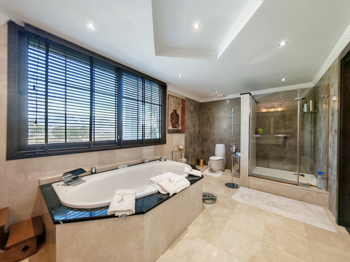 Villa for sale in La Cala Golf