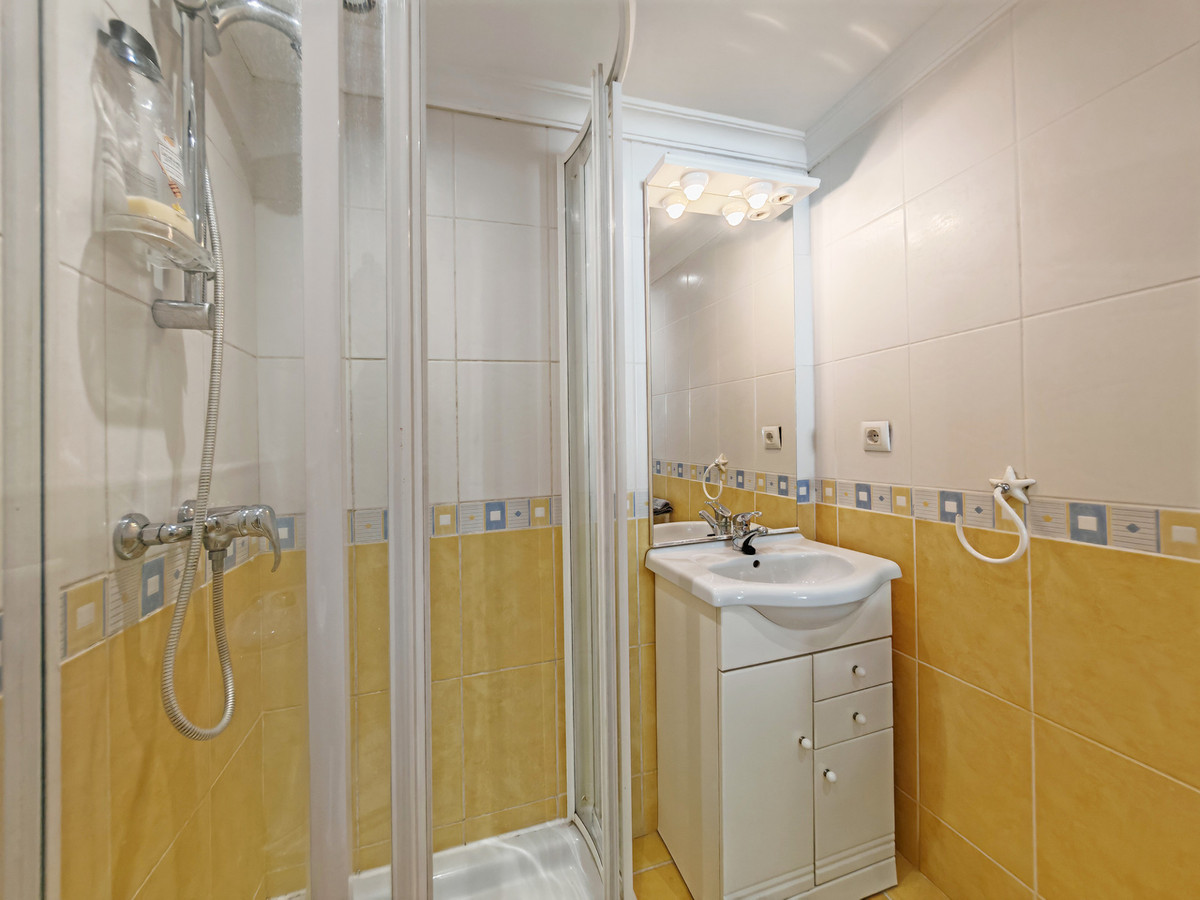 Townhouse for sale in Calahonda