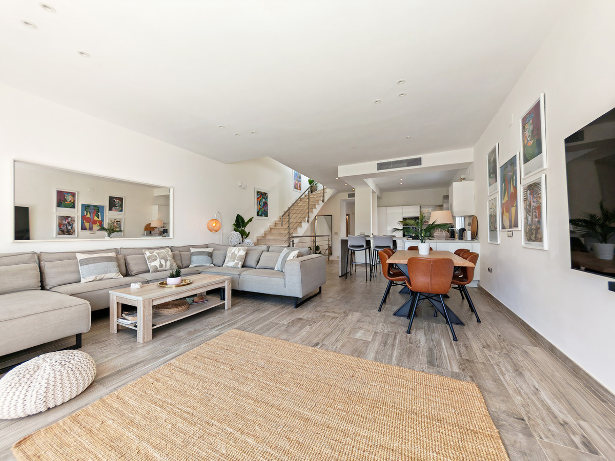 DP-12-R5362975-2 Semi-Detached for sale in Riviera del Sol