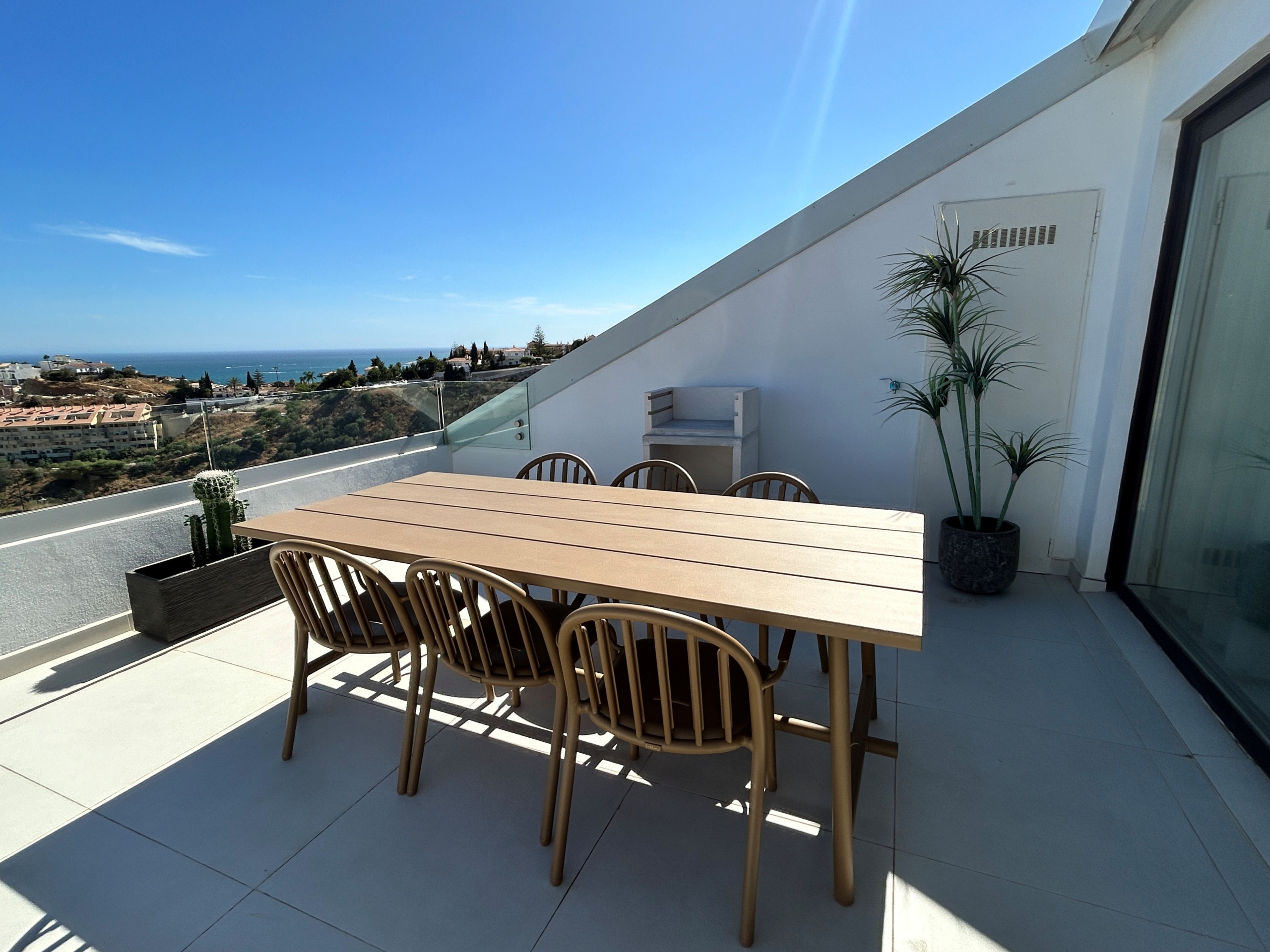 DP-100-55342689-01-14 New build Apartment for sale in Fuengirola