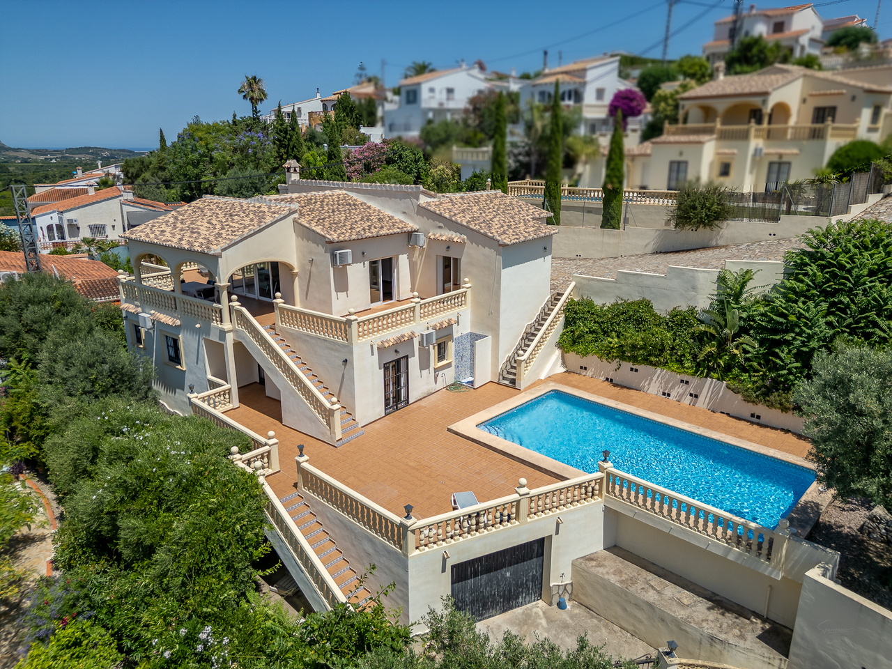 Villa for sale in Orba