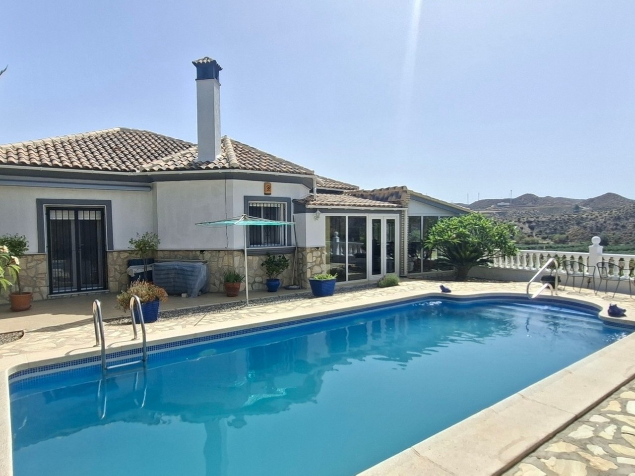 Villa for sale in Arboleas