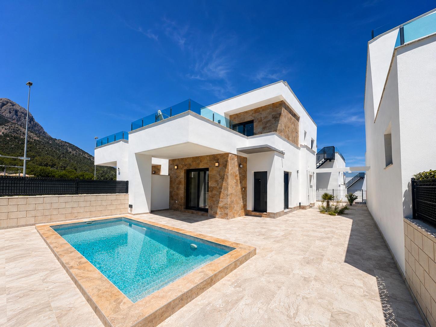 Villa for sale in Polop