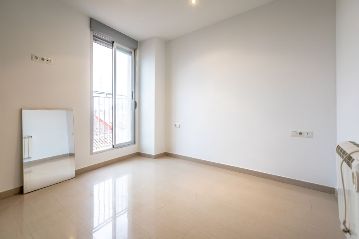 Duplex apartment close to sea for sale in Valencia city