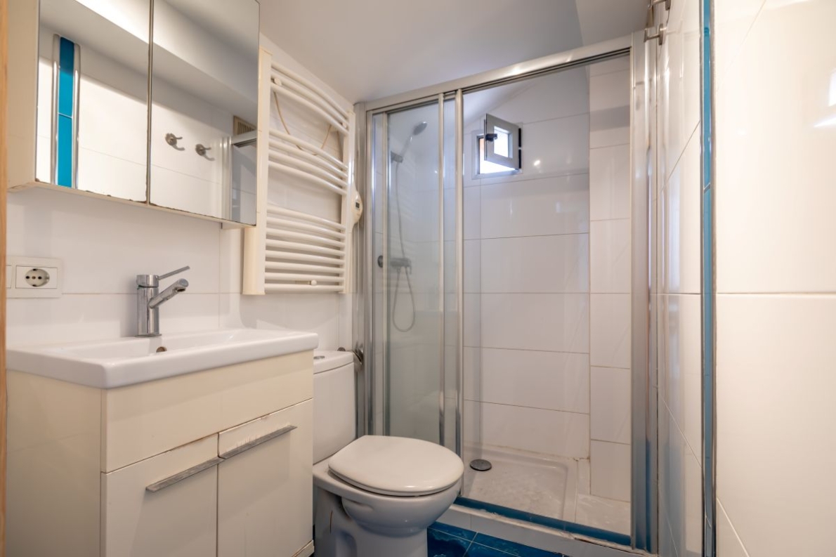 Duplex apartment close to sea for sale in Valencia city
