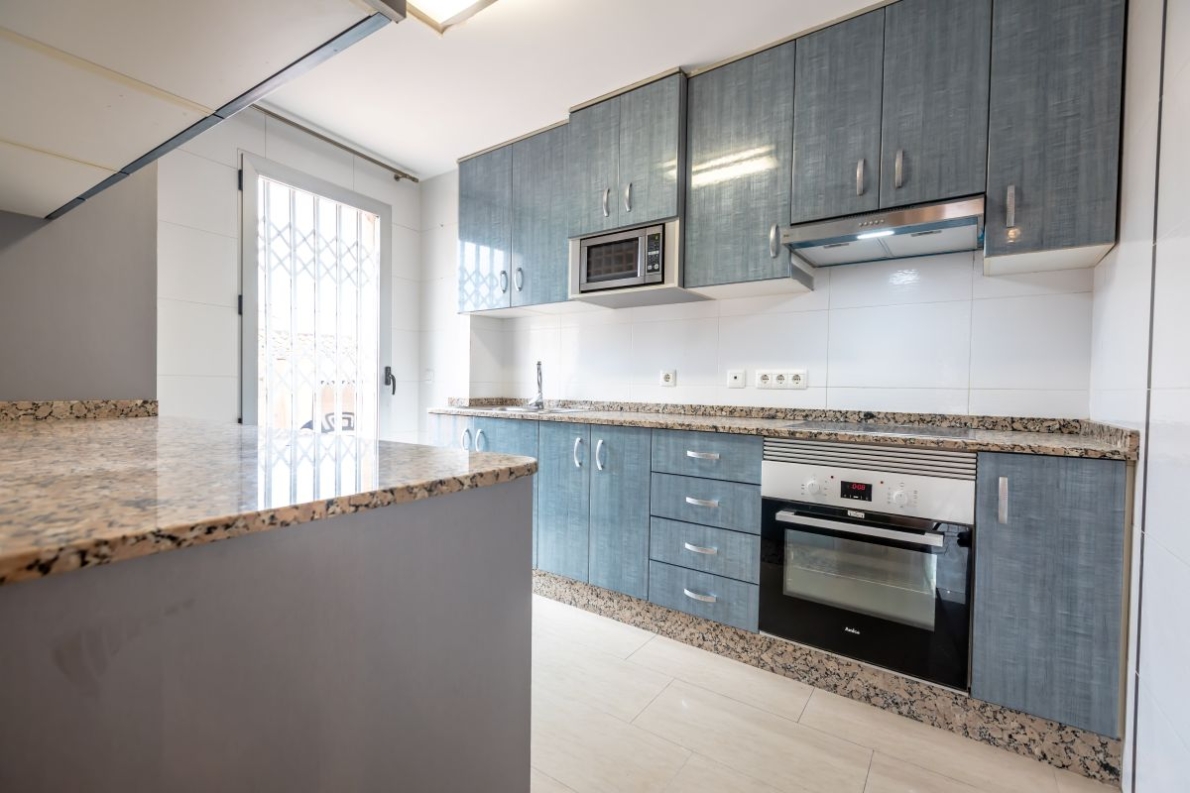 Duplex apartment close to sea for sale in Valencia city