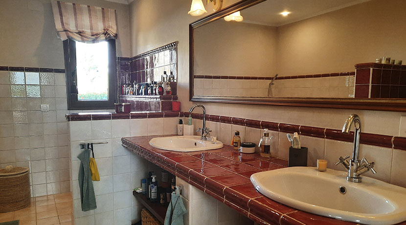 DP-01-DE-0406-19 Villa for sale in Denia