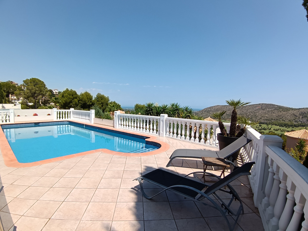 Villa for sale in La Sella Golf Resort
