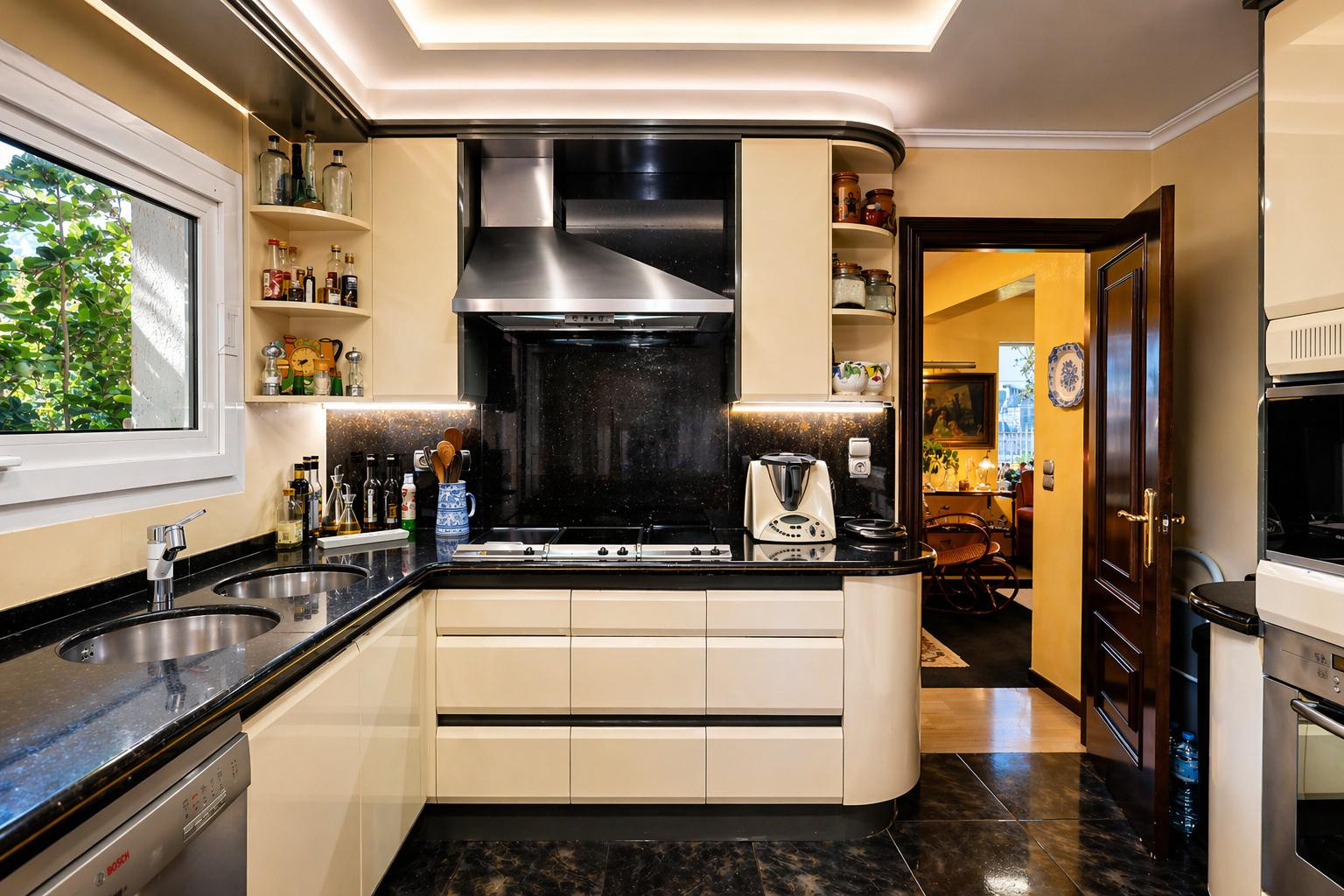 Villa for sale in Denia