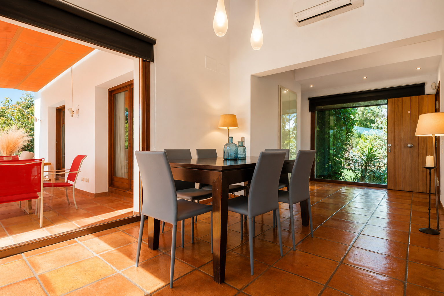 Villa for sale in Ondara