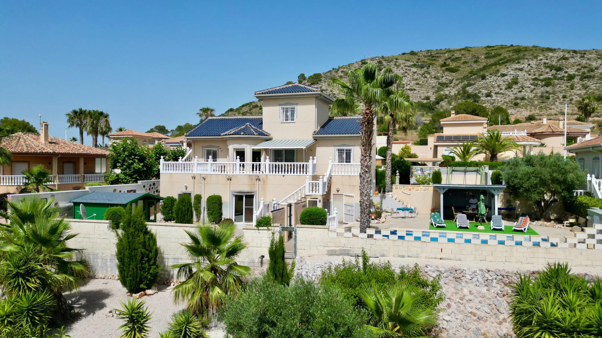 Villa for sale in Hondón de las Nieves