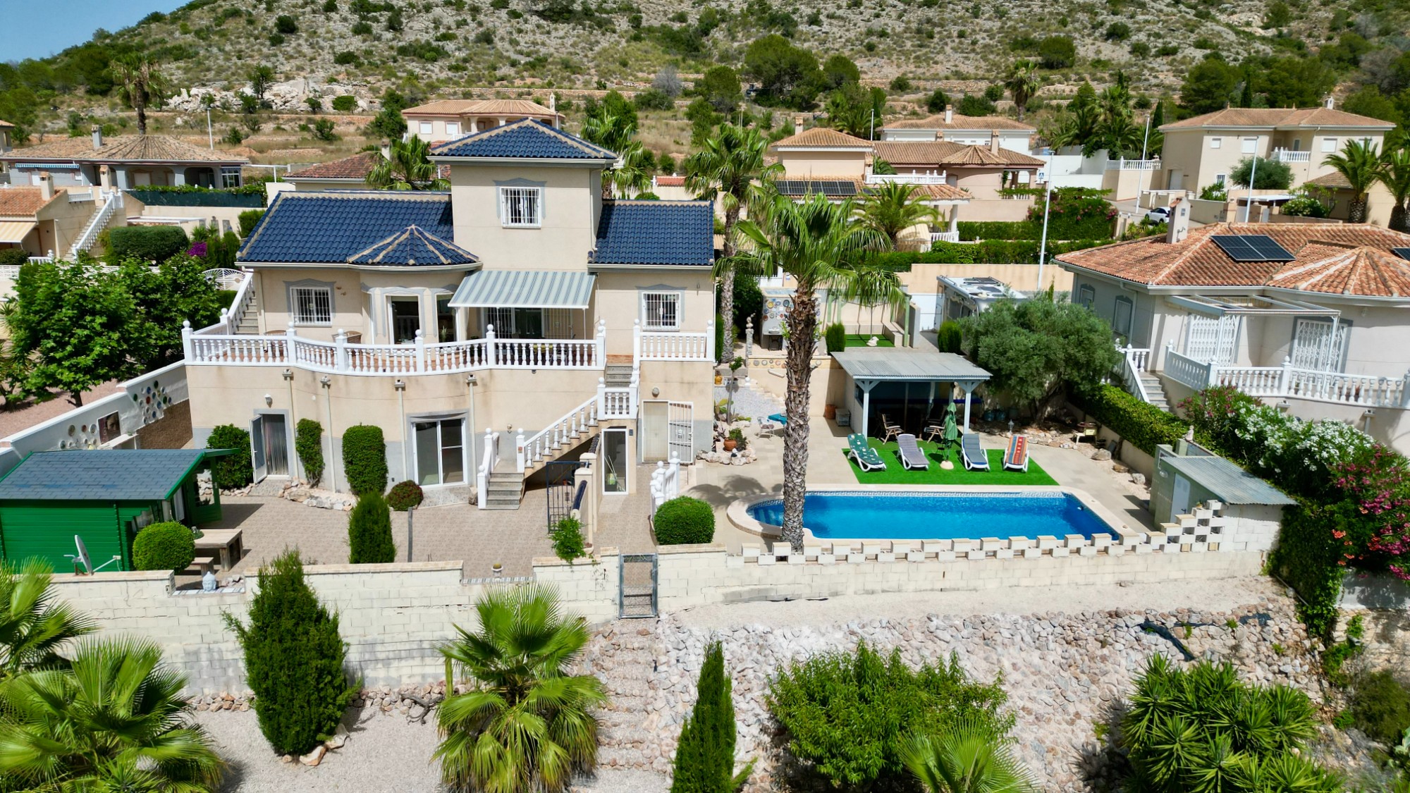 Villa for sale in Hondón de las Nieves