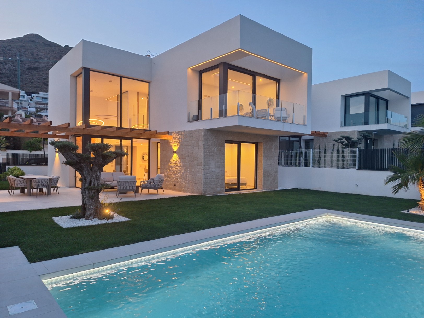 DP-10-1047DA-1 Villa for sale in Finestrat