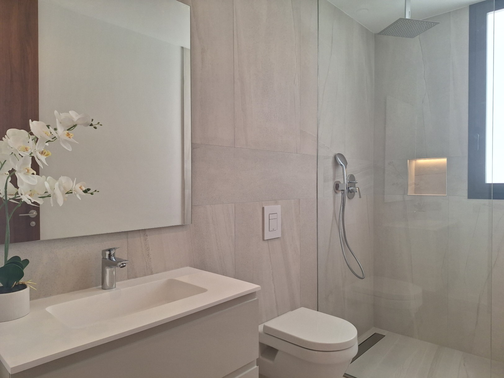 DP-10-1047DA-23 Villa for sale in Finestrat