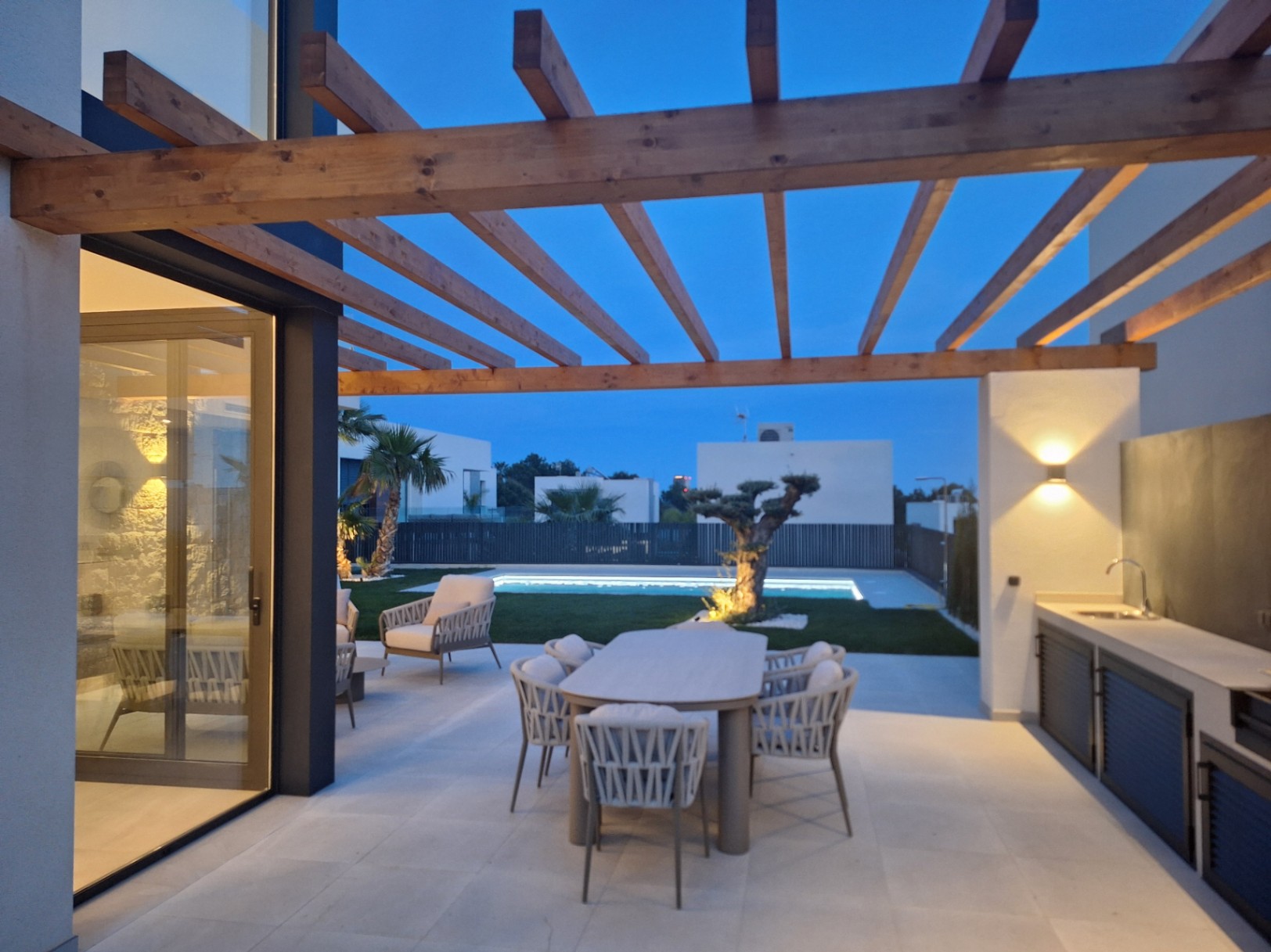 DP-10-1047DA-3 Villa for sale in Finestrat