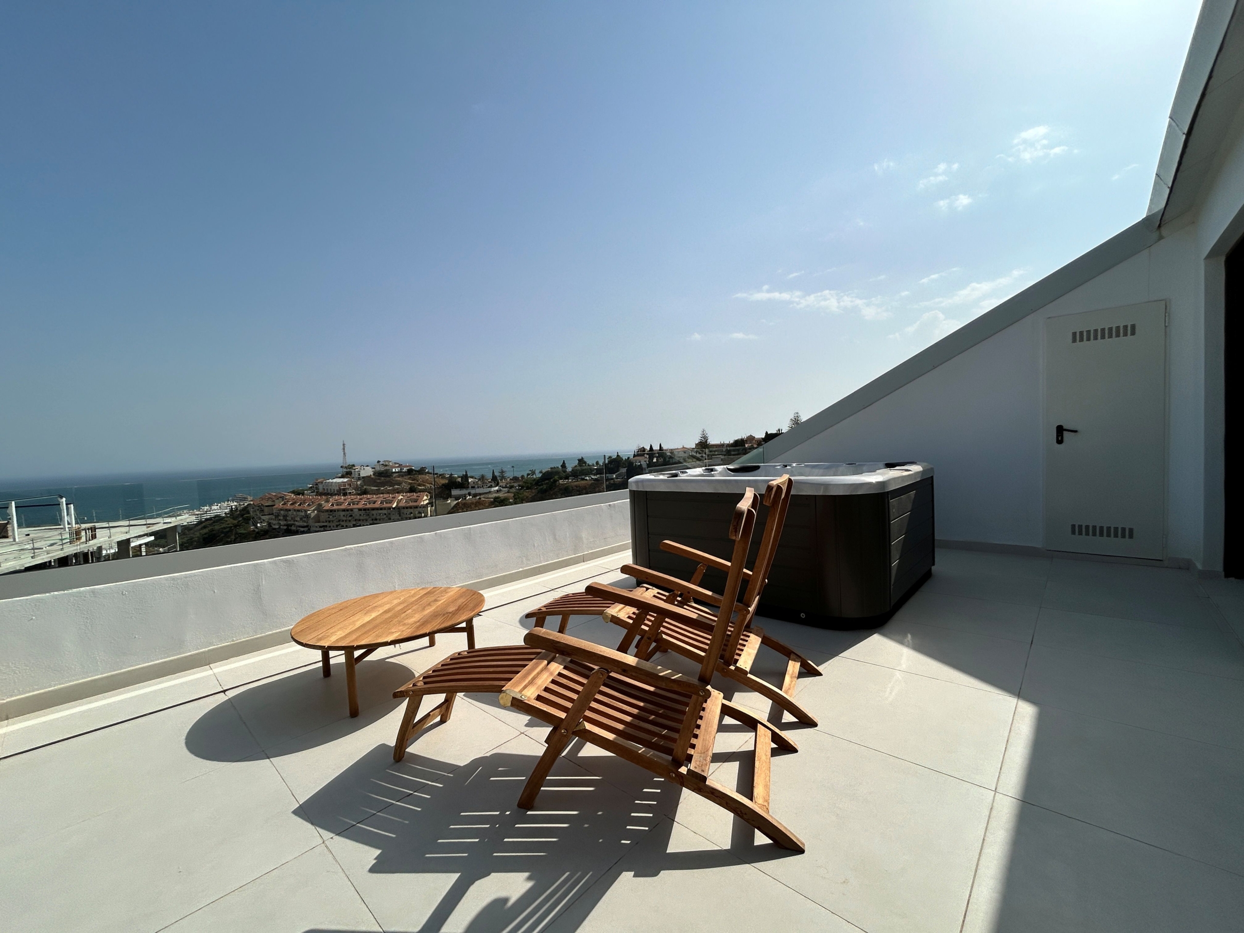 DP-100-55342689-01-9 New build Apartment for sale in Fuengirola