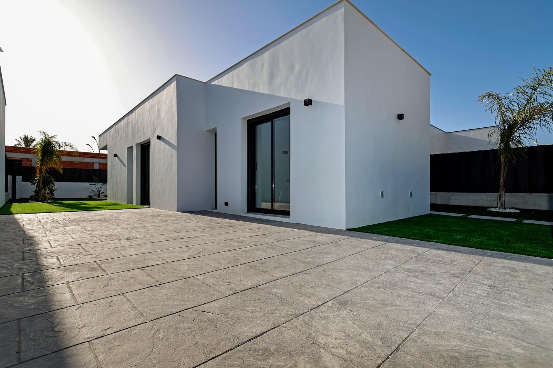 DP-100-57525947-01-4 New build Villa for sale in Molina de Segura
