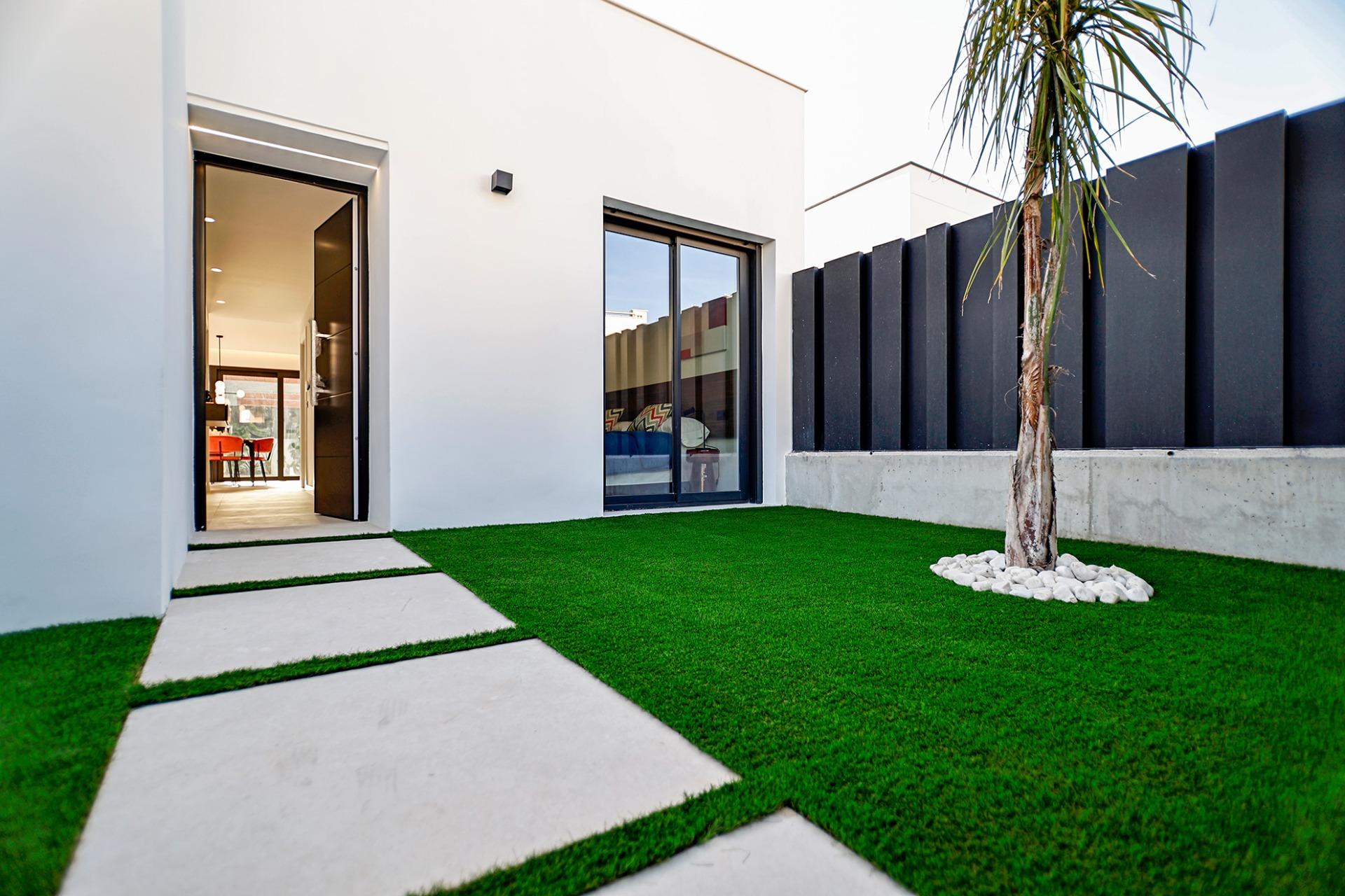 DP-100-57525947-01-6 New build Villa for sale in Molina de Segura