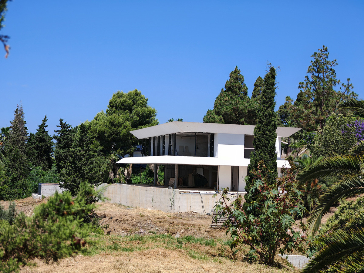 DP-12-R5411797-4 Villa for sale in Hacienda Las Chapas