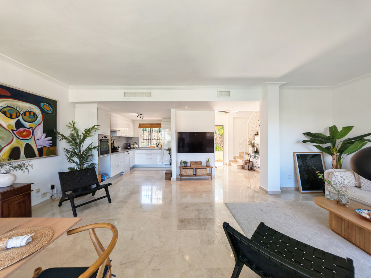 Apartment – Penthouse Duplex for sale in Benahavís