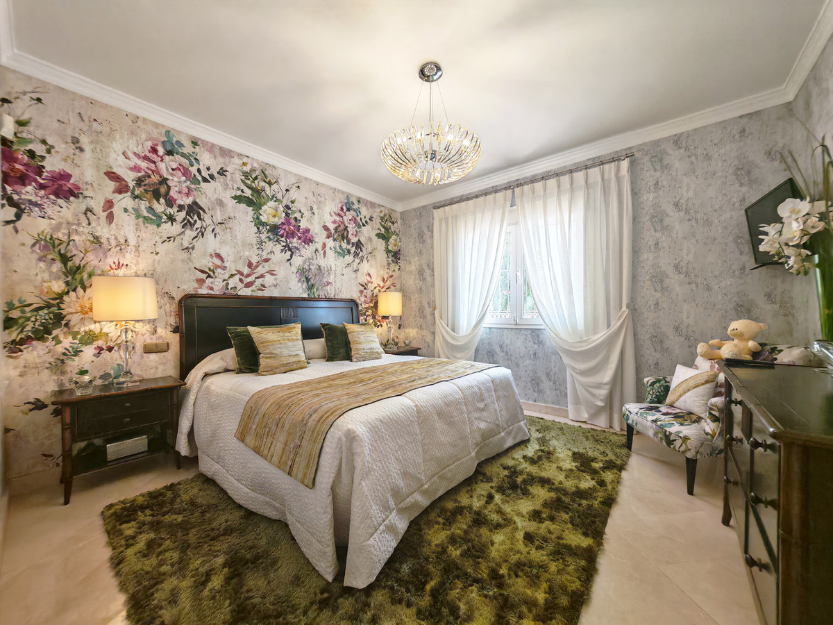 DP-12-R5412553-23 Villa for sale in Elviria