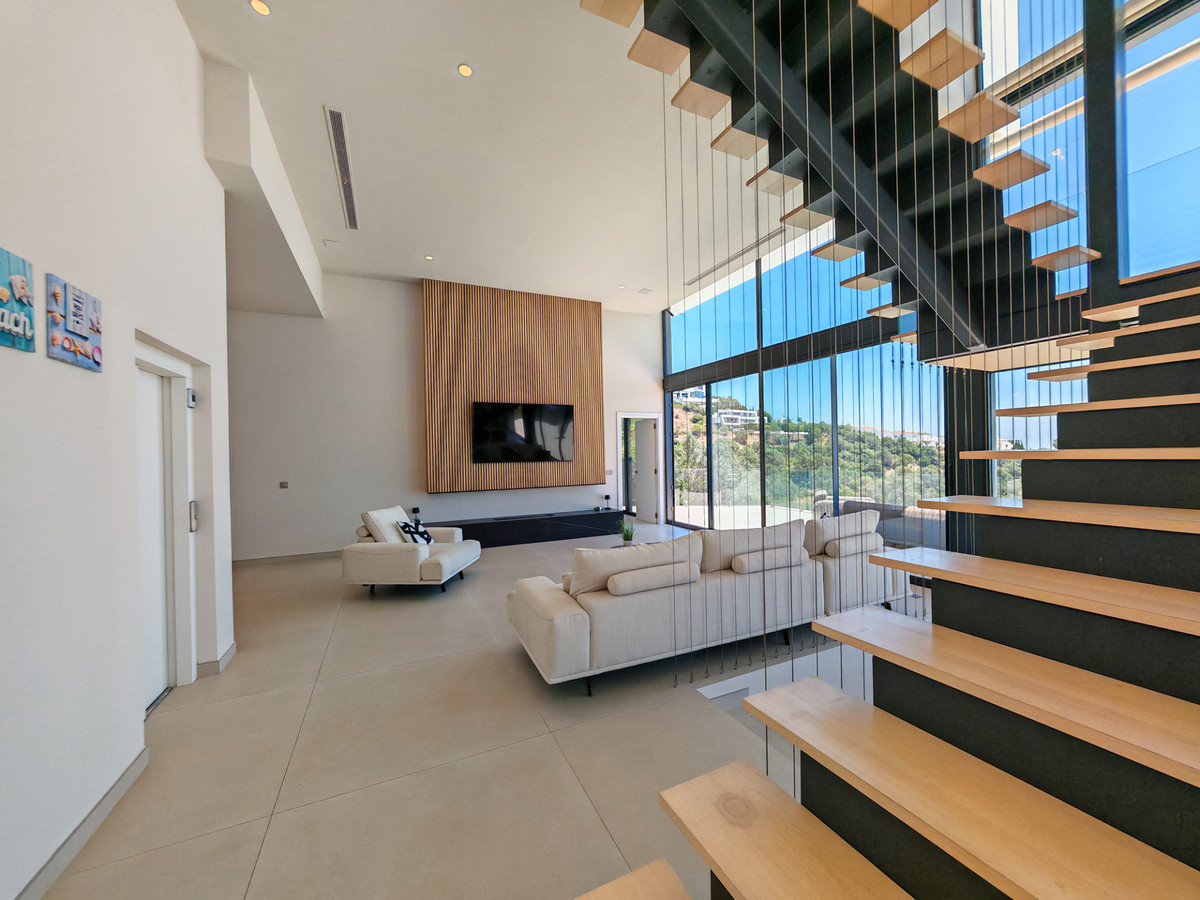 DP-12-R5413513-8 Villa for sale in Altos de los Monteros