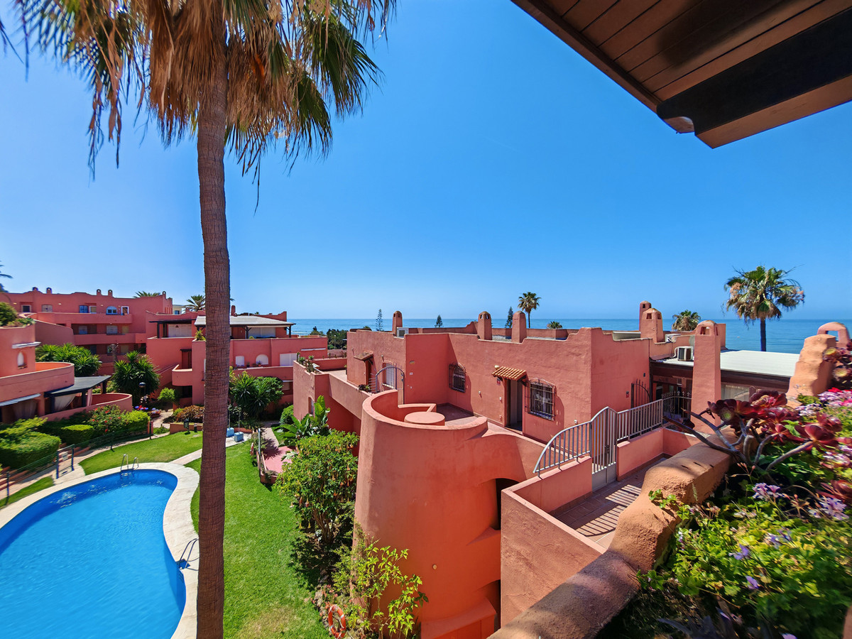 Apartment – Duplex for sale in Marbella