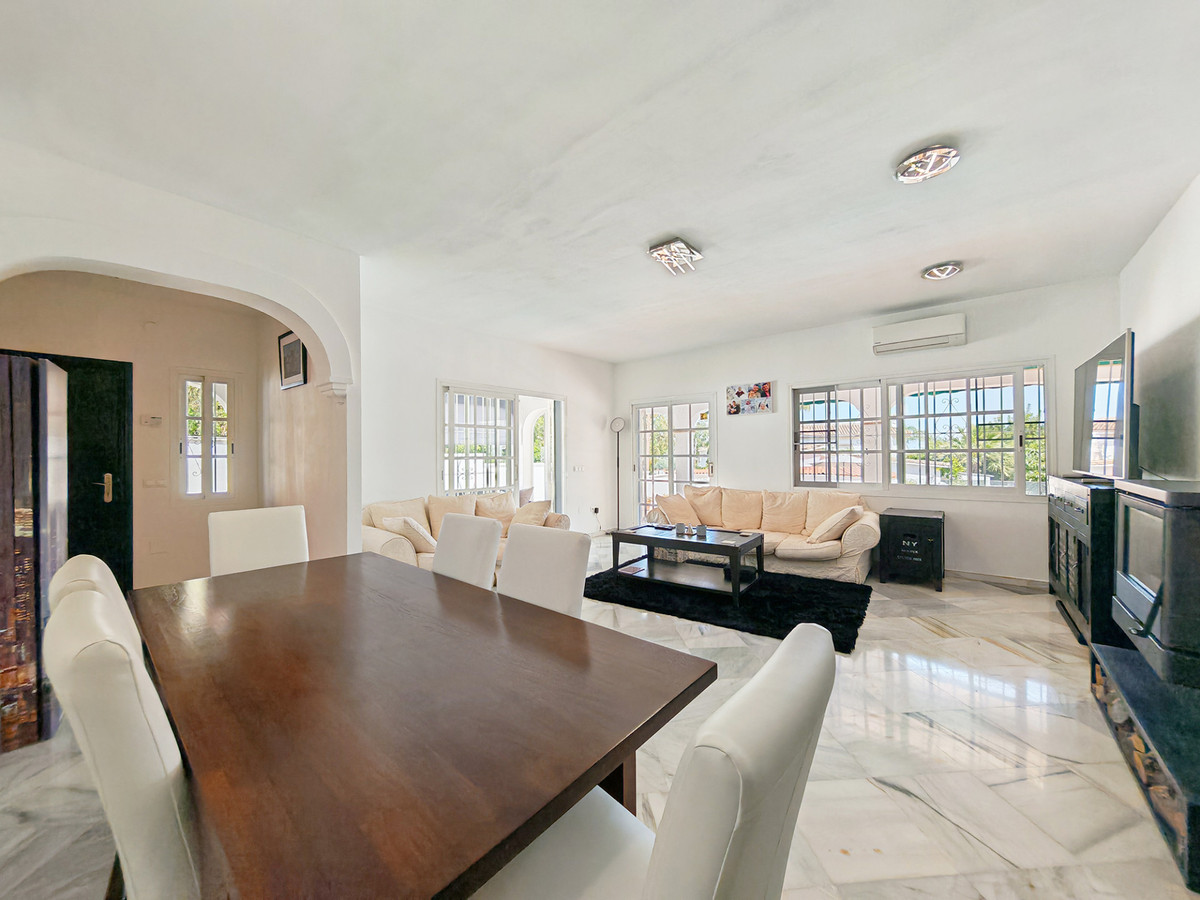 DP-12-R5420173-5 Villa for sale in Benalmadena
