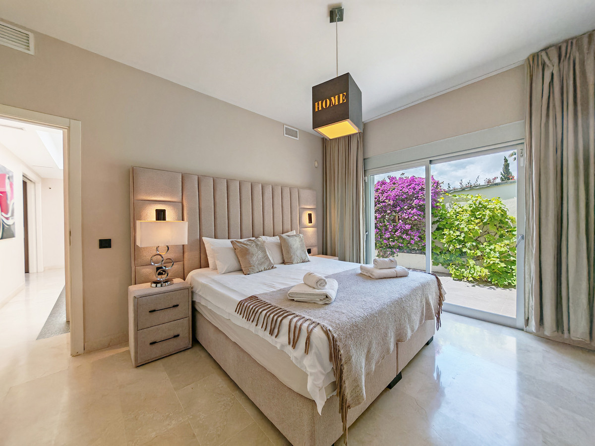 DP-12-R5423632-13 Villa for sale in El Rosario