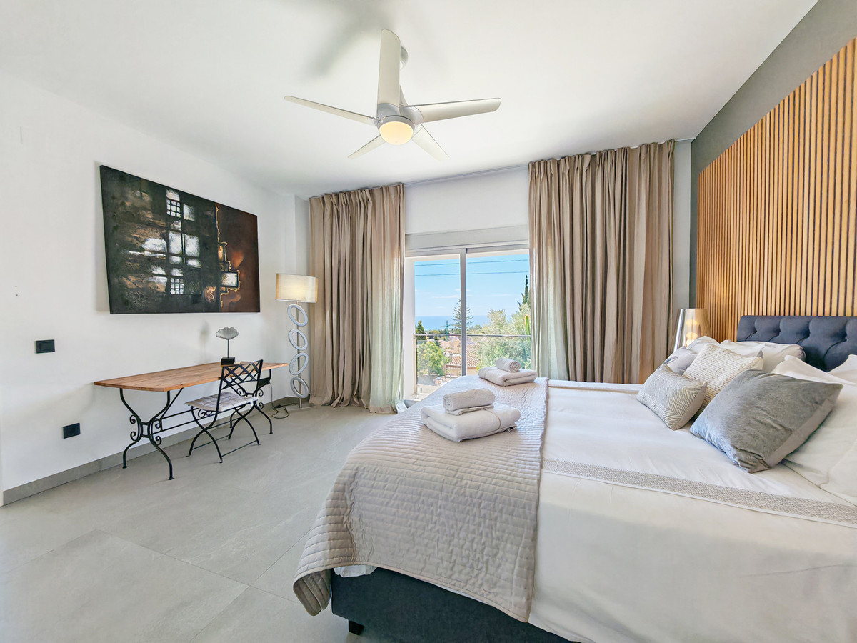 DP-12-R5423632-18 Villa for sale in El Rosario