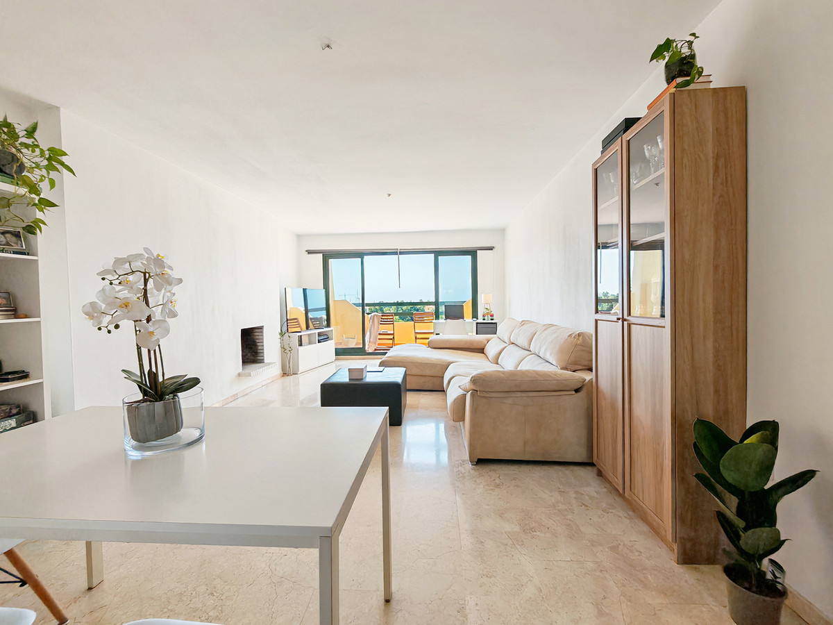 Apartment – Penthouse Duplex for sale in Estepona