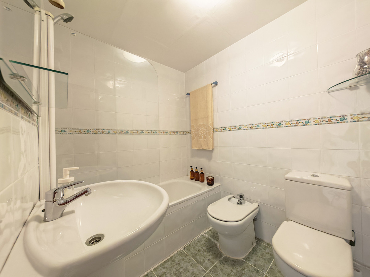 Apartment – Penthouse Duplex for sale in Estepona