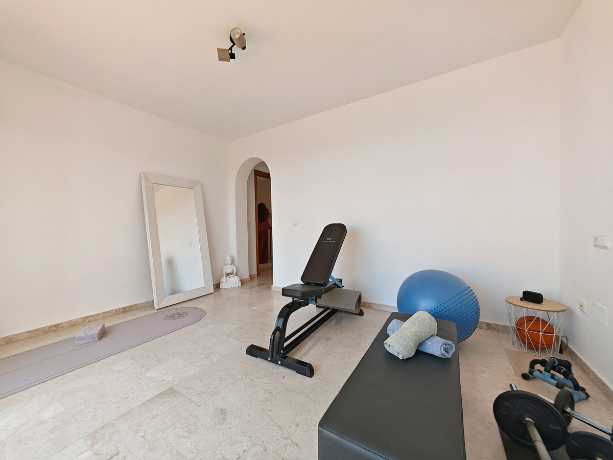 Apartment – Penthouse Duplex for sale in Estepona