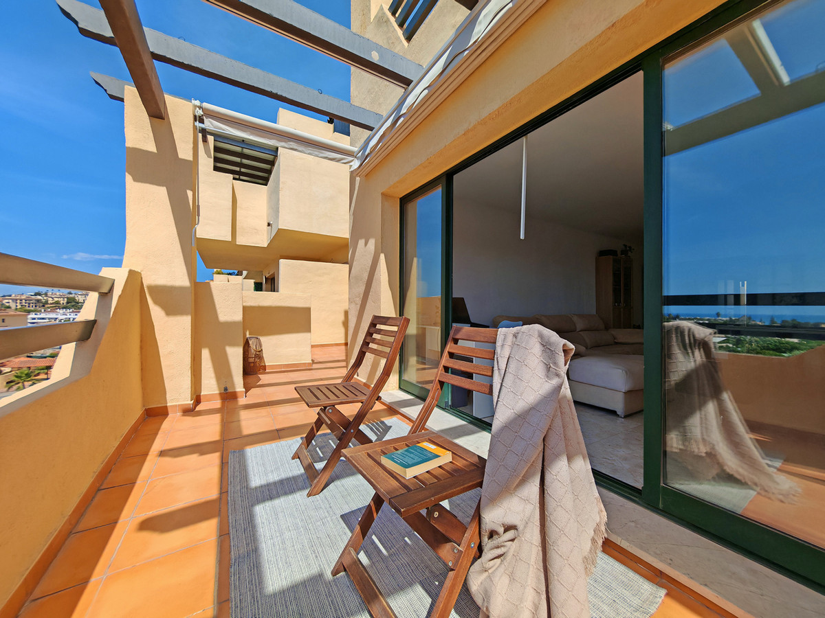 Apartment – Penthouse Duplex for sale in Estepona