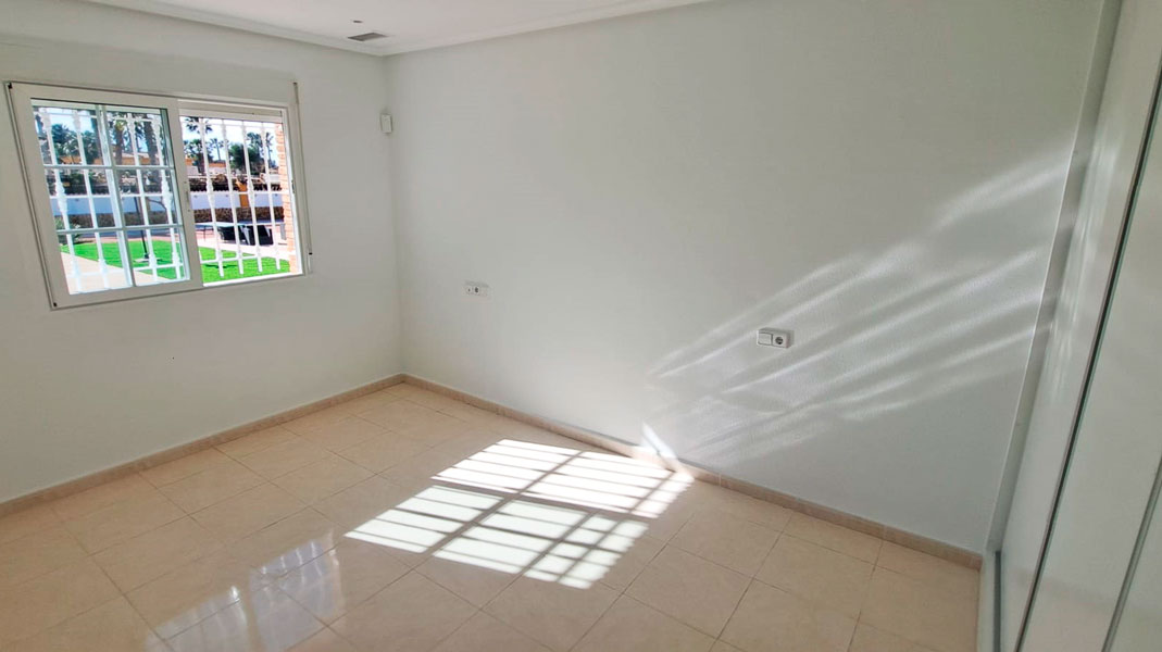 Finca for sale in Catral