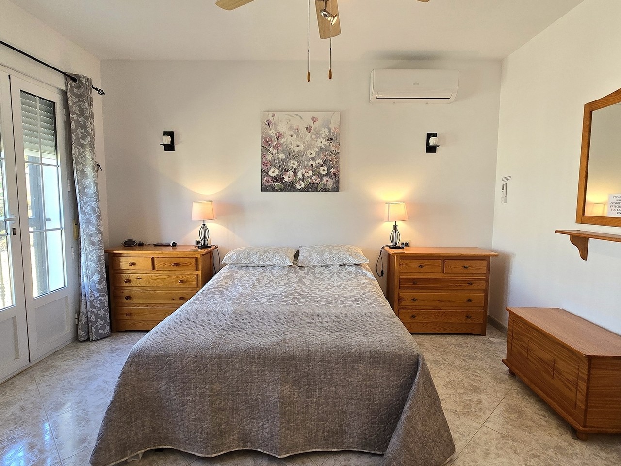 Villa for sale in Arboleas